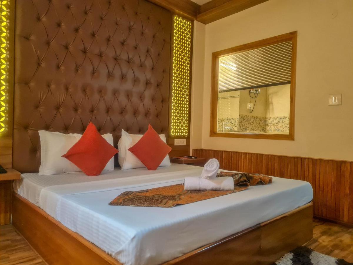 Hotel Mountain Top Manāli Extérieur photo