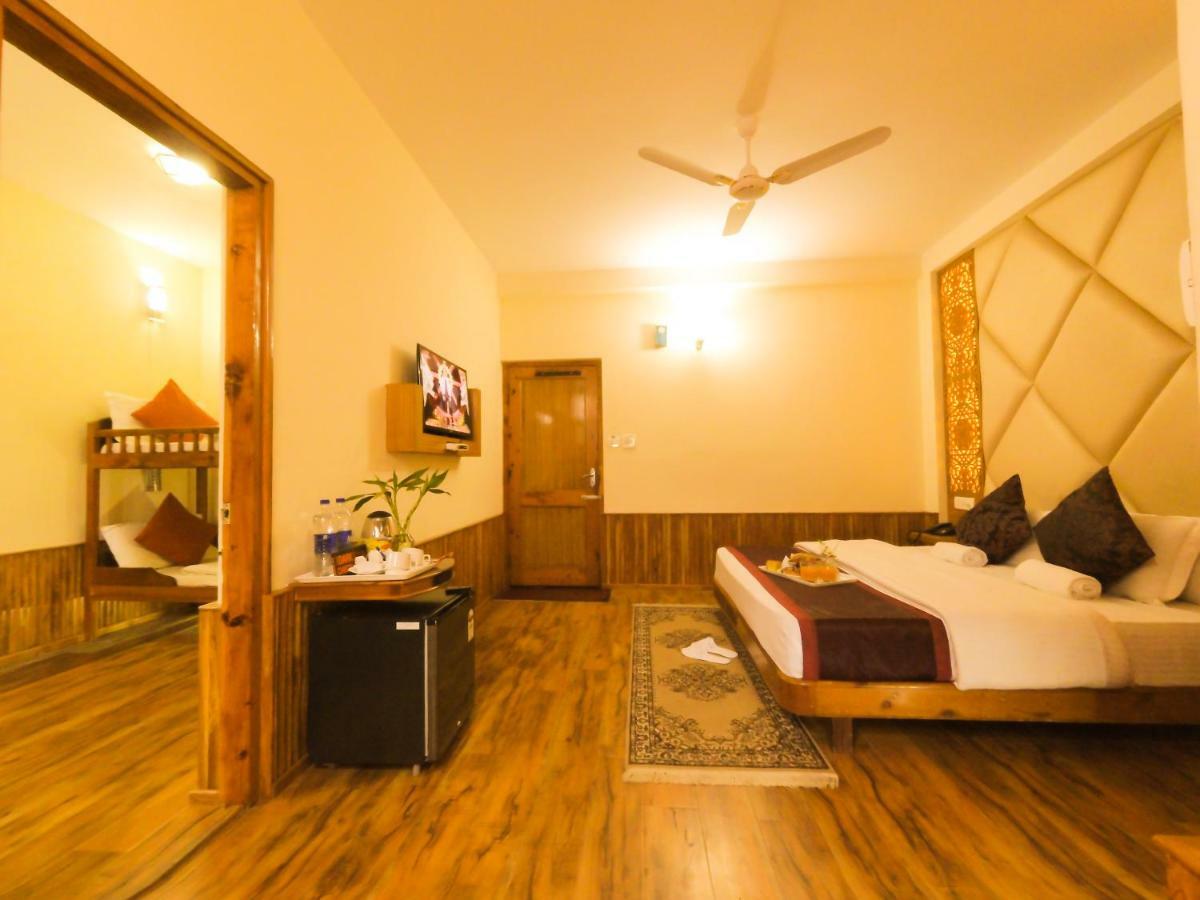 Hotel Mountain Top Manāli Extérieur photo
